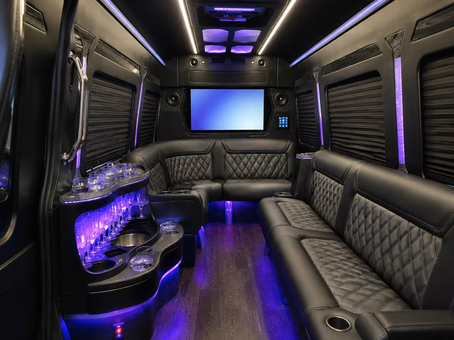comparing pasadena wedding bus prices takes less than 30 seconds