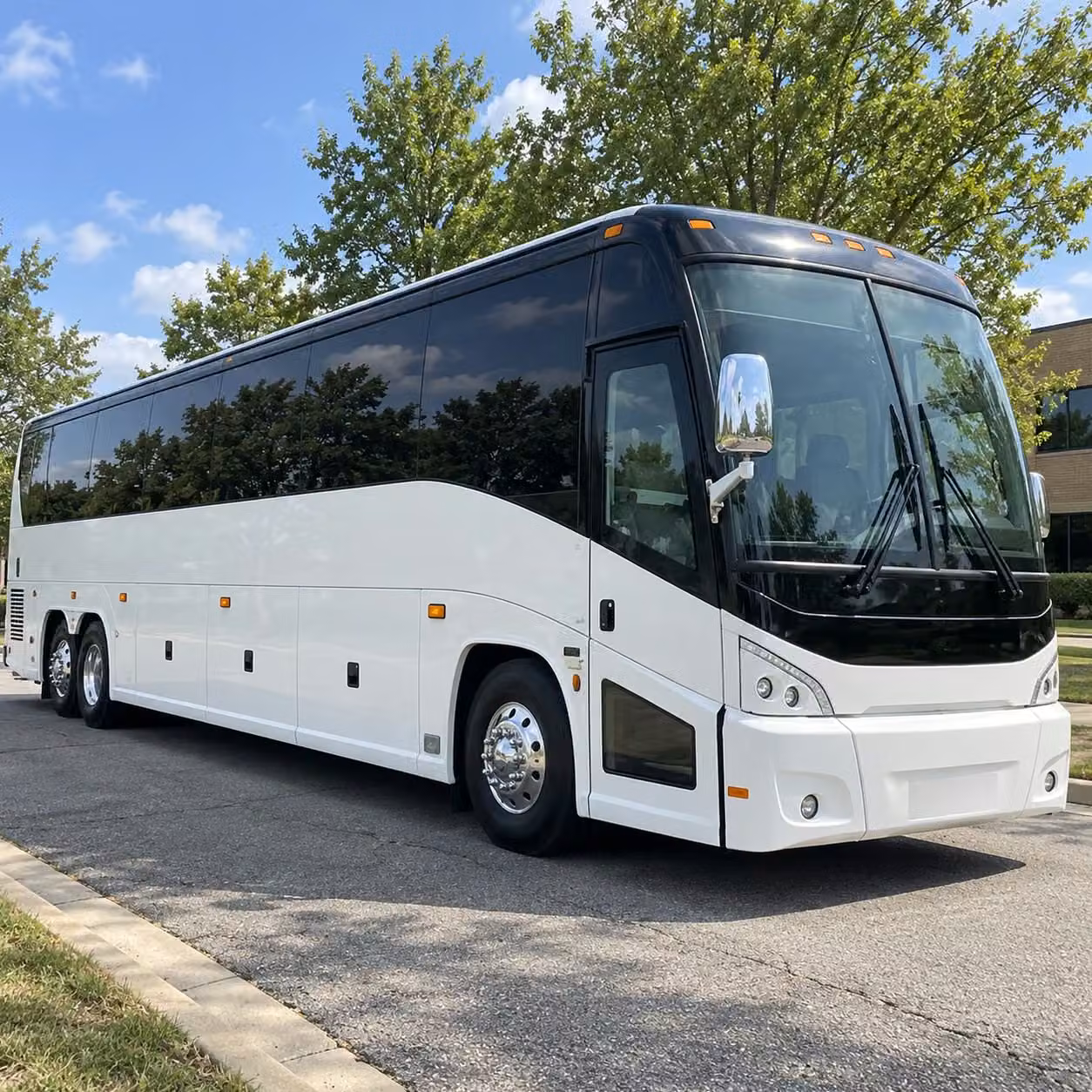 prom transportation in pasadena and all the surrounding areas